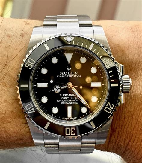 which rolex submariner to buy